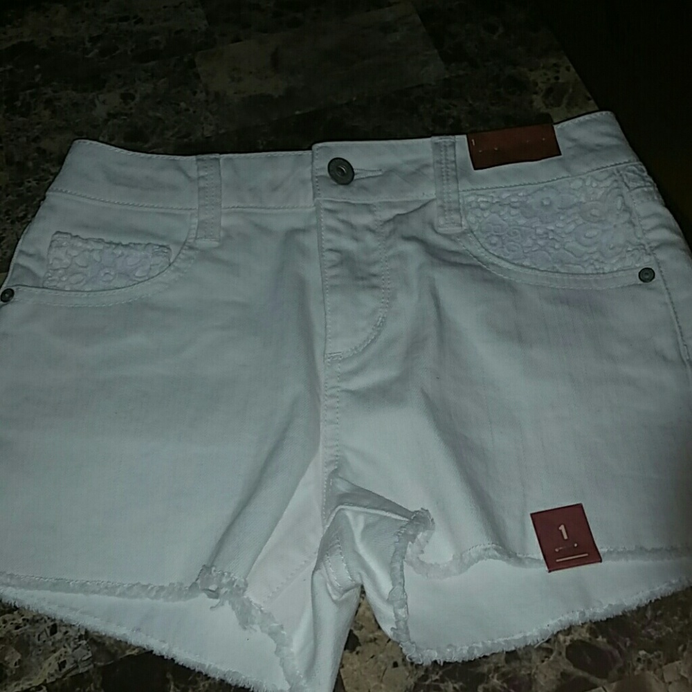 Arizona Shortie NWT 1/2